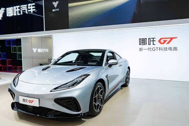 深圳福田区元浪展企业管理咨询哪吒汽车在智能汽车领域的表现，领途汽车在新能源汽车市场中的影响力